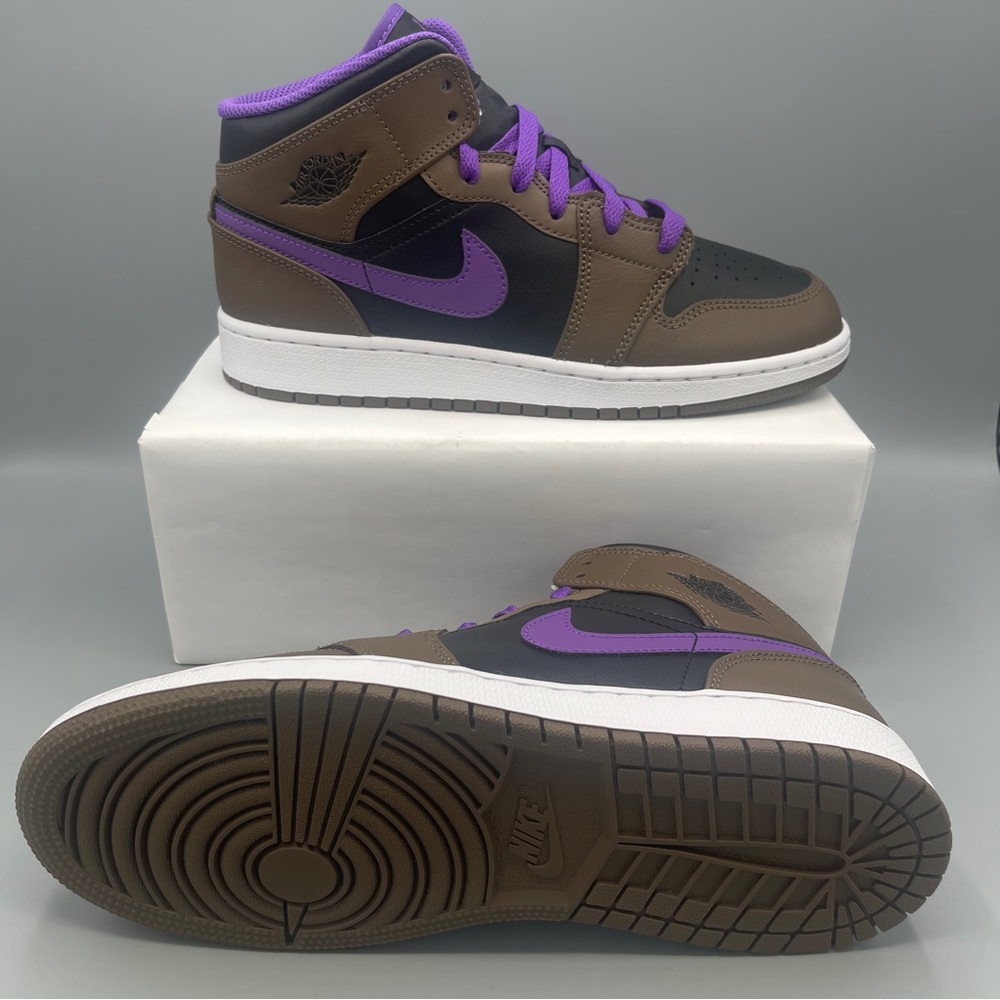 Nike Air Jordan Mid Big Girl and Boy - Picture 11 of 13
